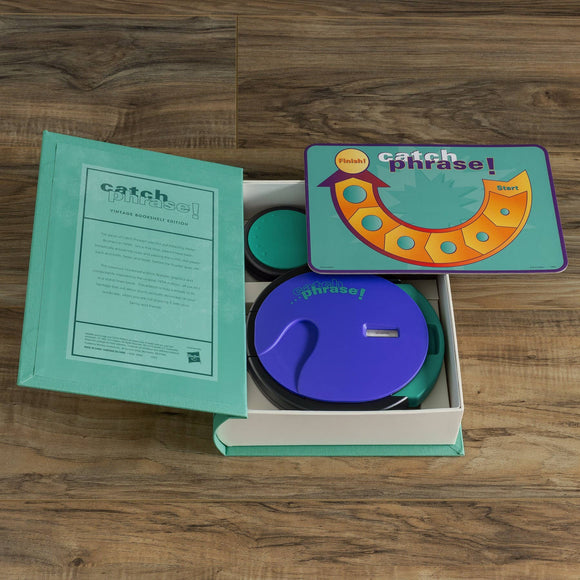 Catch Phrase - Vintage Bookshelf Edition - Bards & Cards
