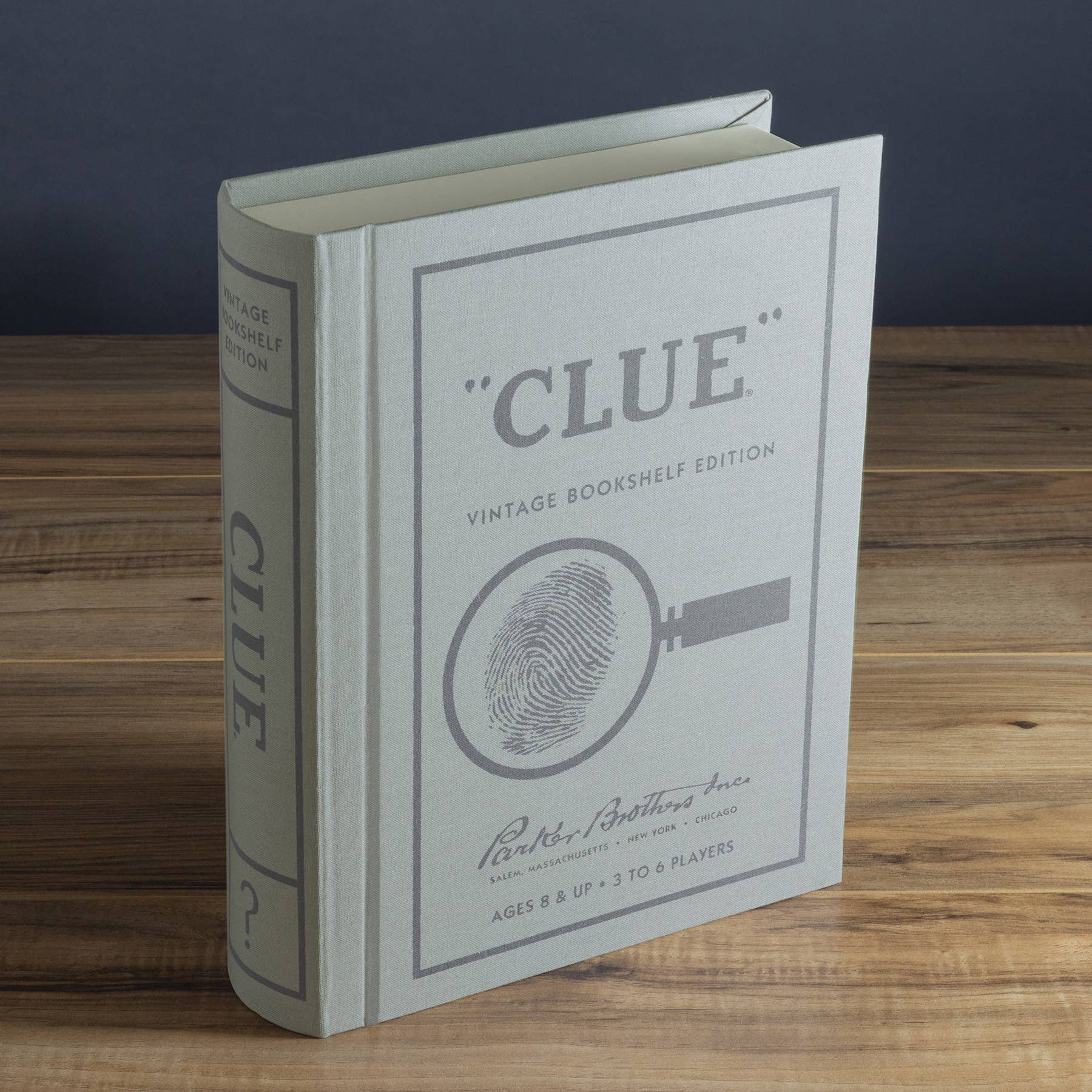 Clue - Vintage Bookshelf Edition - Bards & Cards