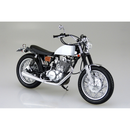 Aoshima: 1/12 Yamaha SR400S With Custom Parts Scale Model Kit #11 - Bards & Cards