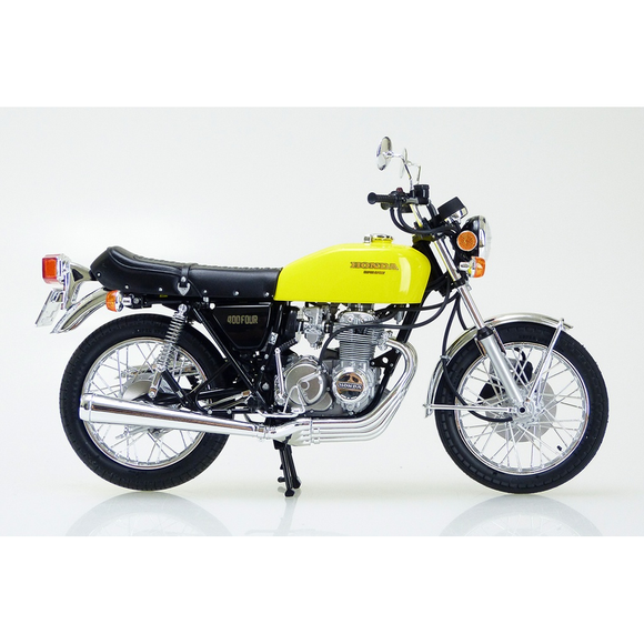 Aoshima: 1/12 Honda CB400Four I/II (398CC) Scale Model Kit #30 - Bards & Cards