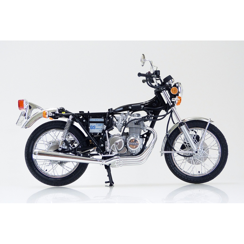 Aoshima: 1/12 Honda CB400Four I/II (398CC) Scale Model Kit #30