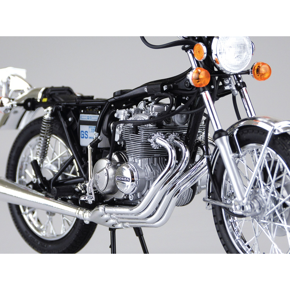 Aoshima: 1/12 Honda CB400Four I/II (398CC) Scale Model Kit #30