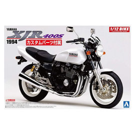 Aoshima: 1/12 Yamaha XJR400S with Custom Part Scale Model Kit #54 - Bards & Cards