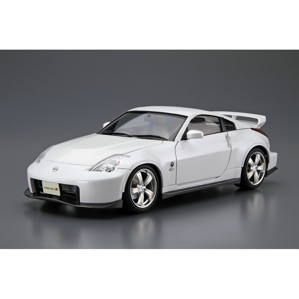 Aoshima: 1/24 Nissan Z33 FairladyZ Nismo '07 Scale Model Kit #69 - Bards & Cards