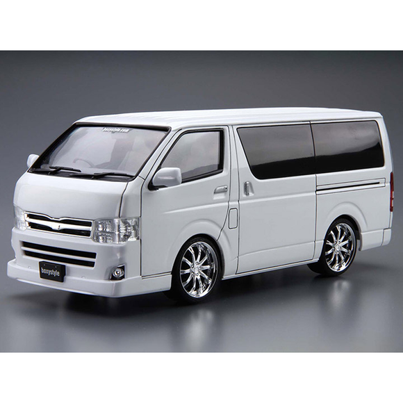 Aoshima: 1/24 Boxystyle TRH200V Toyota Hiace GL'10 Scale Model Kit #03 - Bards & Cards