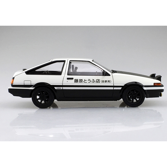 Aoshima: Initial D - Takumi Fujiwara's AE86 Trueno (Project D Ver.) 1/24 Scale Model Kit - Bards & Cards
