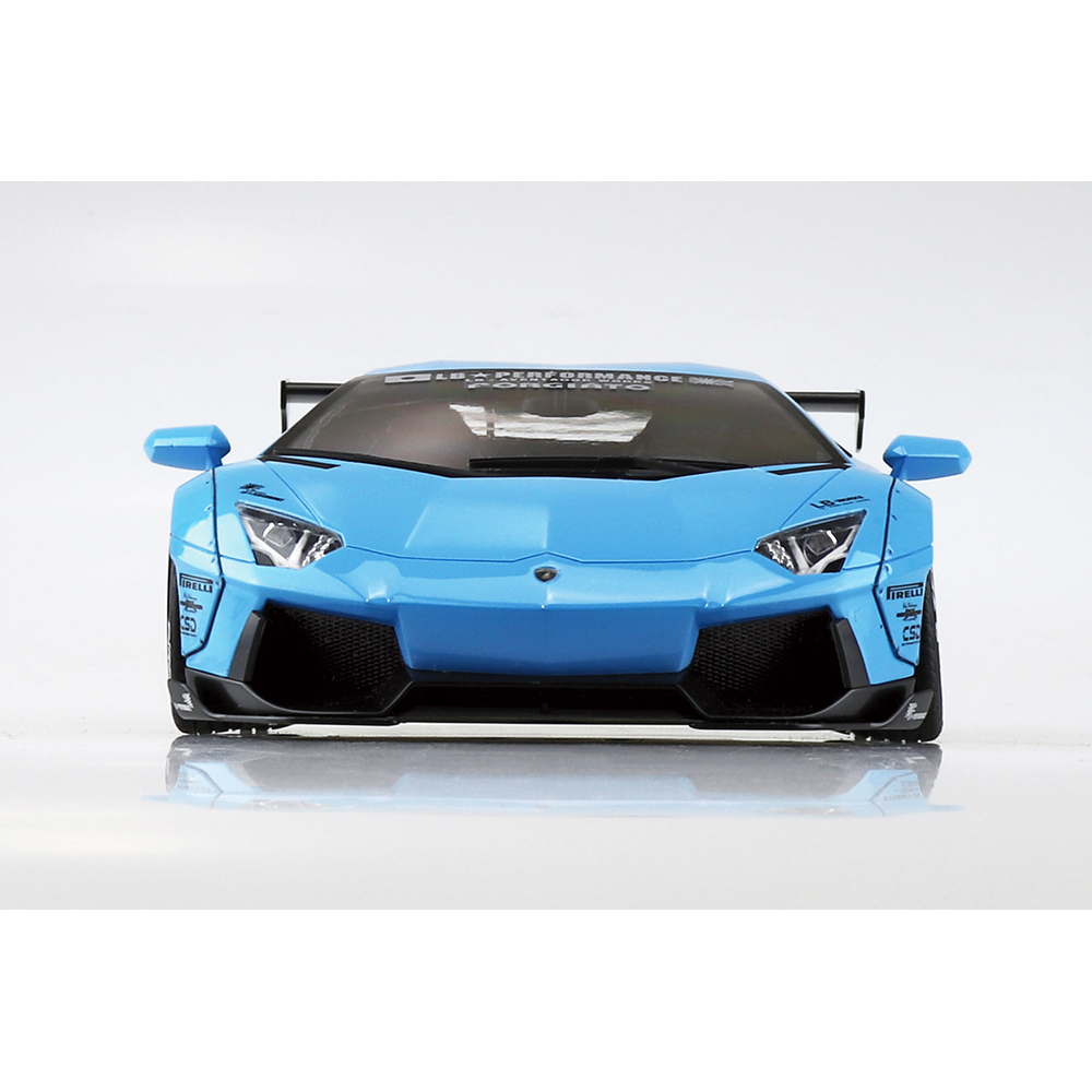 Aoshima: 1/24 LB-Works Lamborghini Aventador Ver. 1 Scale Model Kit #17