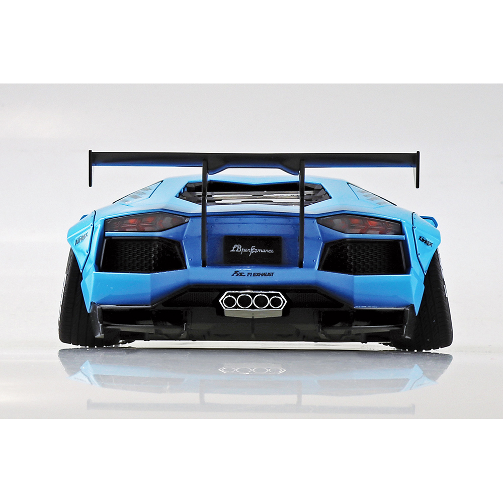 Aoshima: 1/24 LB-Works Lamborghini Aventador Ver. 1 Scale Model Kit #17