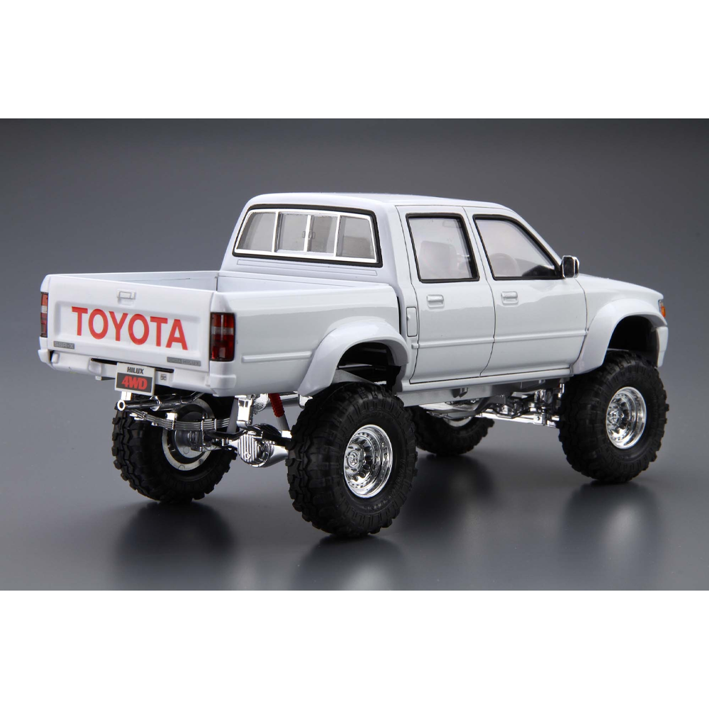 Aoshima: 1/24 LN107 HILUX Pickup Double Cab Lift-Up '94 (Toyota) Scale Model Kit #05 - Bards & Cards