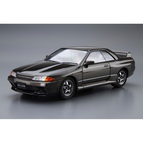 Aoshima: 1/24 NISSAN BNR32 SKYLINE GT-R '89 Scale Model Kit #12 - Bards & Cards