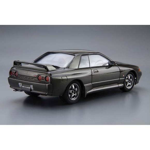 Aoshima: 1/24 NISSAN BNR32 SKYLINE GT-R '89 Scale Model Kit #12 - Bards & Cards