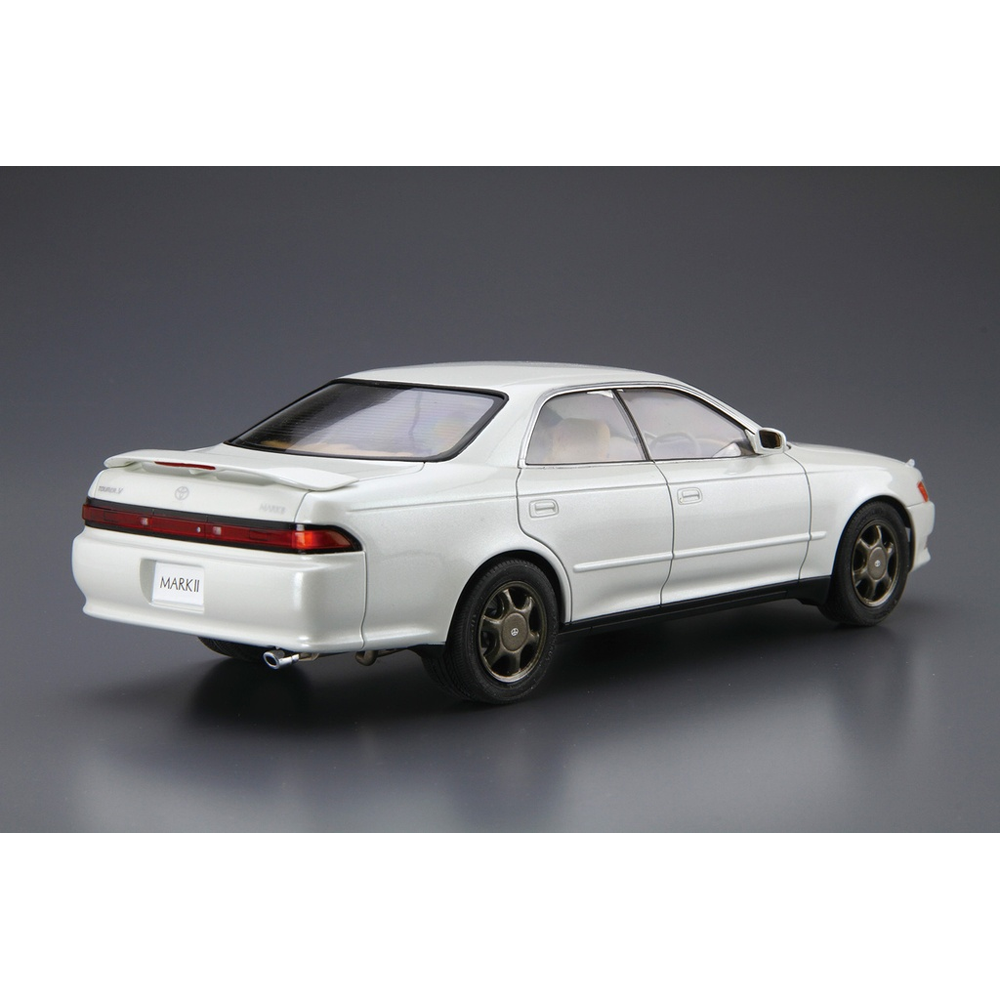 Aoshima: 1/24 Toyota JZX90 Mark II Grande/Tourer '92 Scale Model Kit #90 - Bards & Cards