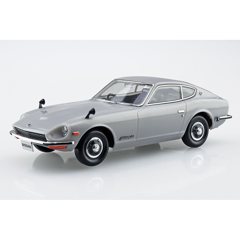 Aoshima: 1/32 The Snap Kit Nissan S30 FAIRLADY Z (Silver) Scale Model Kit #13-D