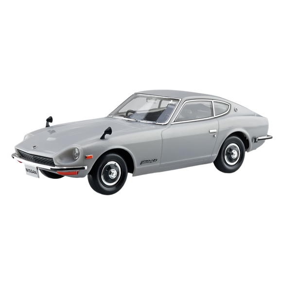 Aoshima: 1/32 The Snap Kit Nissan S30 FAIRLADY Z (Silver) Scale Model Kit #13-D - Bards & Cards