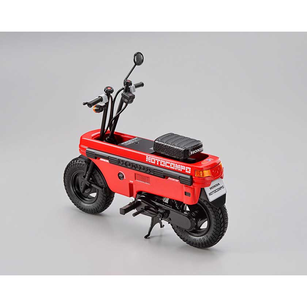 Aoshima: 1/12 The Bike Honda AB12 Motocompo '81 Scale Model Kit #67 - Bards & Cards