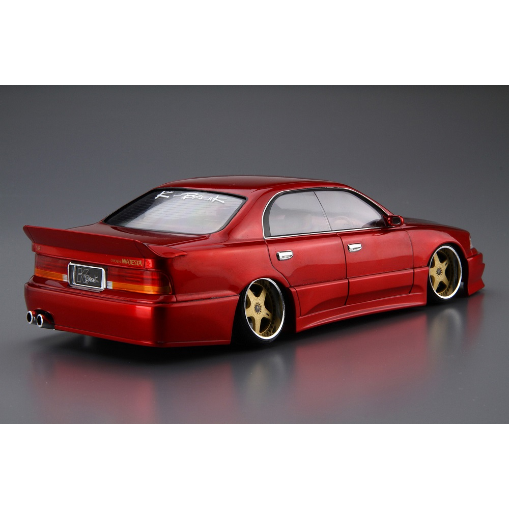 Aoshima: 1/24 K-BREAK UZS141 MAJESTA '91 (TOYOTA) Scale Model Kit #31 - Bards & Cards
