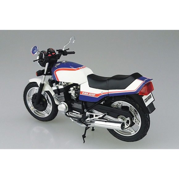 Aoshima: 1/12 Honda NC07 CBX400F Pearl Candy Blue/Pearl Shell White '81 Scale Model Kit #32 - Bards & Cards