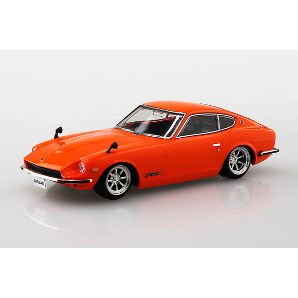 Aoshima: 1/32 The Snap Kit Nissan S30 Fairlady Z Custom Wheel (Orange) Scale Model Kit #13-SP3 - Bards & Cards