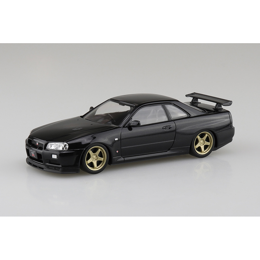 Aoshima: 1/32 The Snap Kit Nissan R34 Skyline GT-R Custom Wheel (Black Pearl) Scale Model Kit #11-SP2 - Bards & Cards