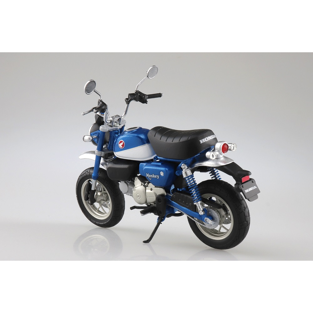 Aoshima: 1/12 Scale Honda Monkey 125 (Pearl Glittering Blue) Diecast Motorcycle - Bards & Cards