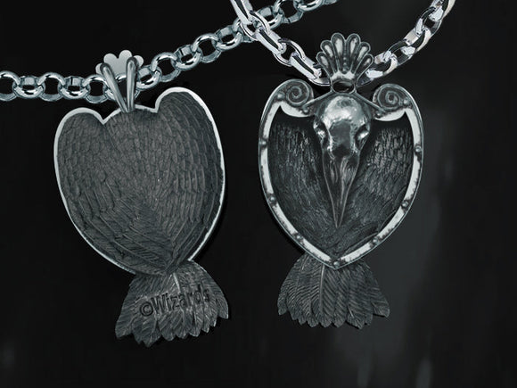 Mark of the Raven Pendant (D&D) - Bards & Cards