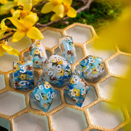 Bees And Flower Handmade Resin DND Dice Set - Bards & Cards