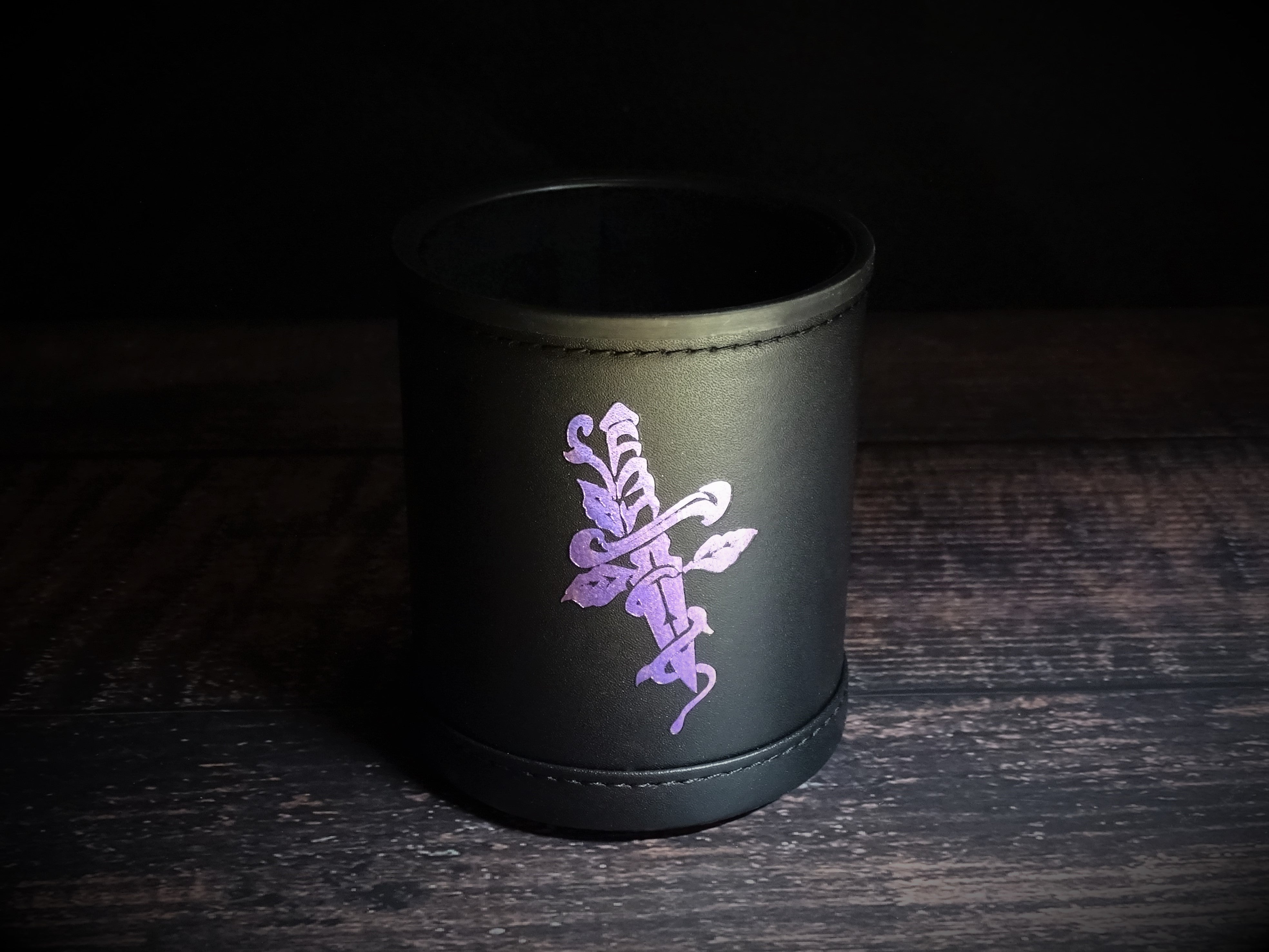 Color Shift Dice Cup - Dagger - Bards & Cards