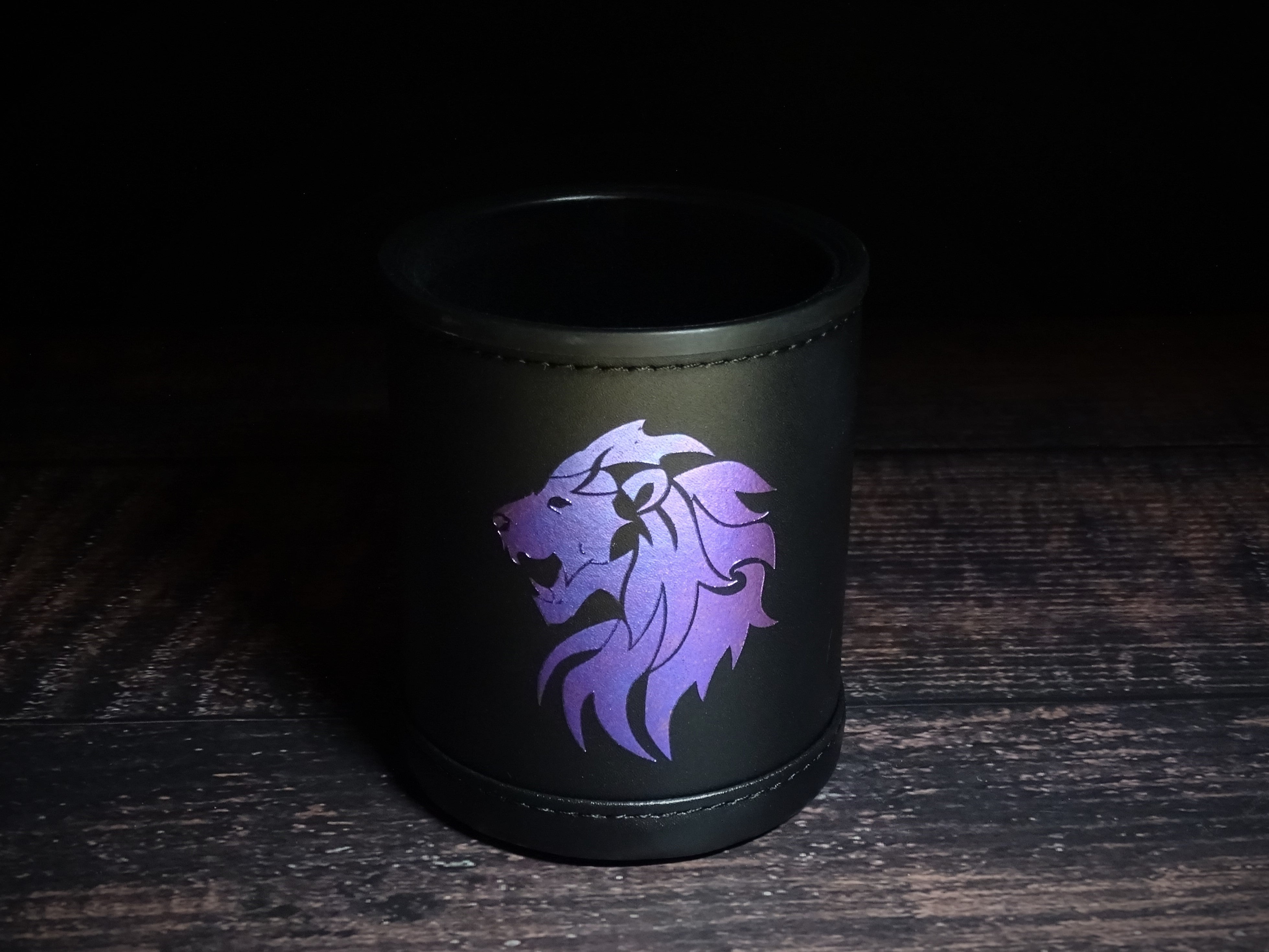 Color Shift Dice Cup - Lion - Bards & Cards