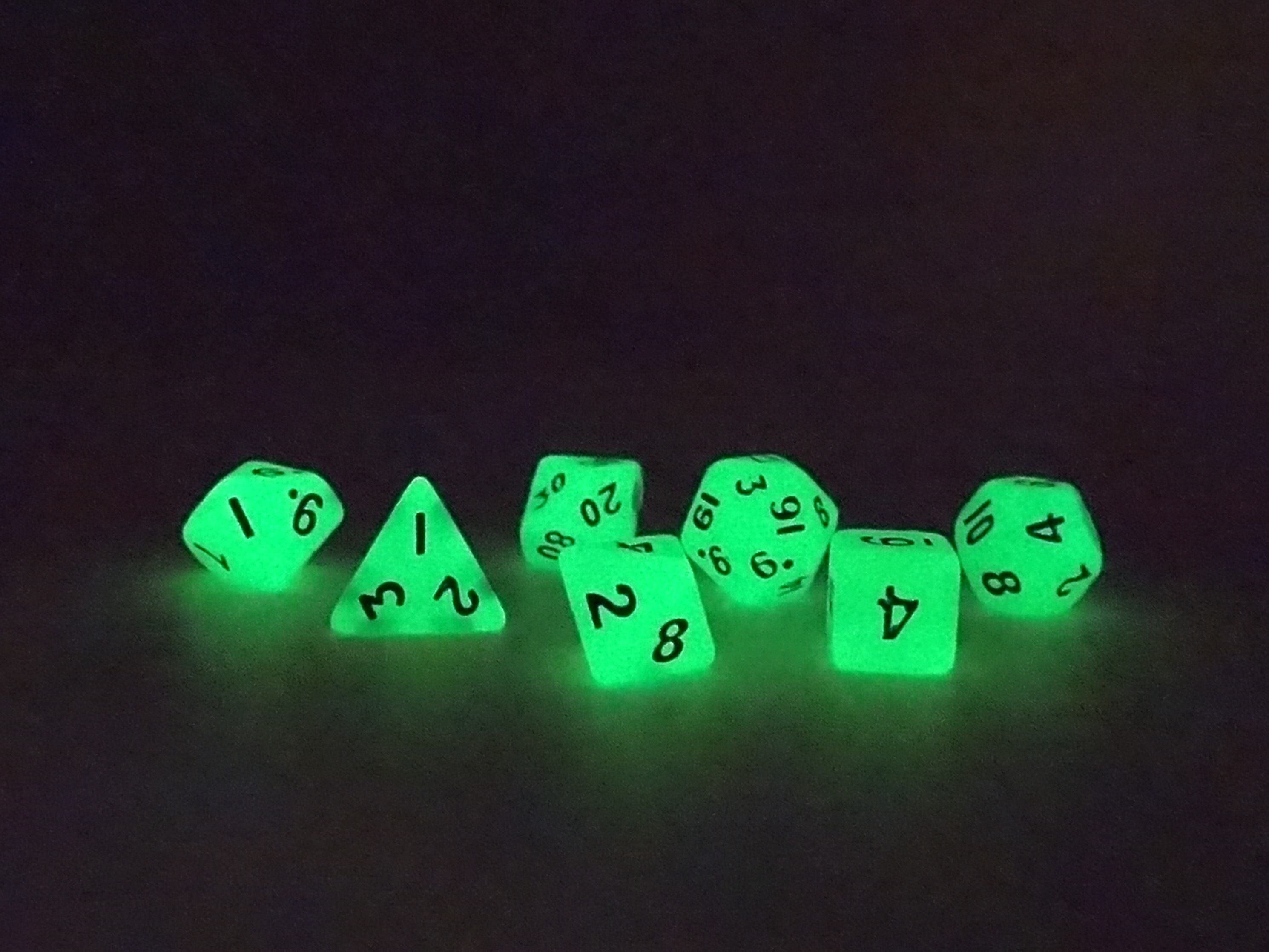 10mm Glow in the Dark Mini Dice Set - Bards & Cards