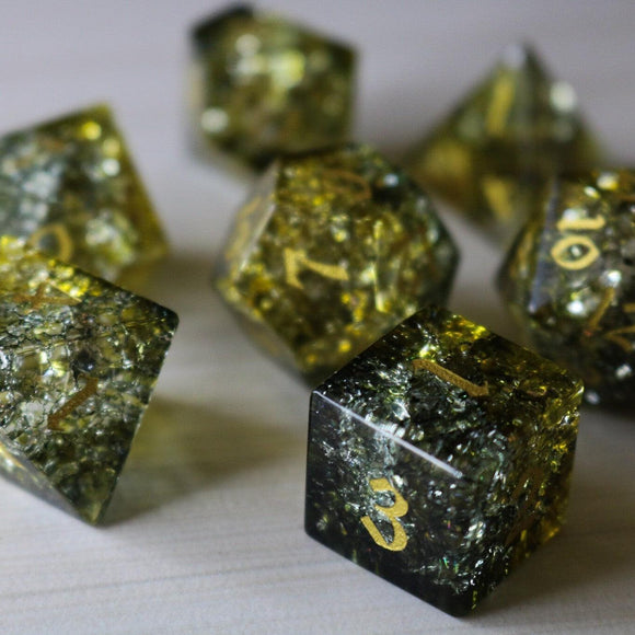 Dark Sun (Green And Yellow) Forge Fire Glass DND Dice Set - Bards & Cards