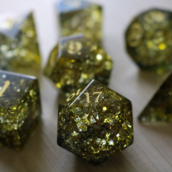 Dark Sun (Green And Yellow) Forge Fire Glass DND Dice Set - Bards & Cards
