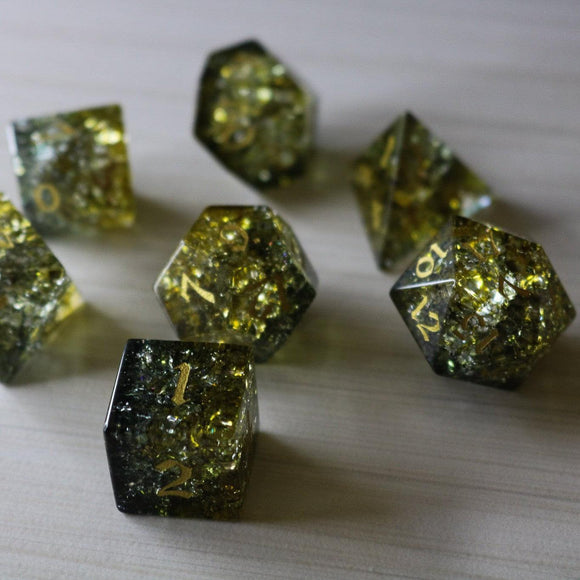 Dark Sun (Green And Yellow) Forge Fire Glass DND Dice Set - Bards & Cards