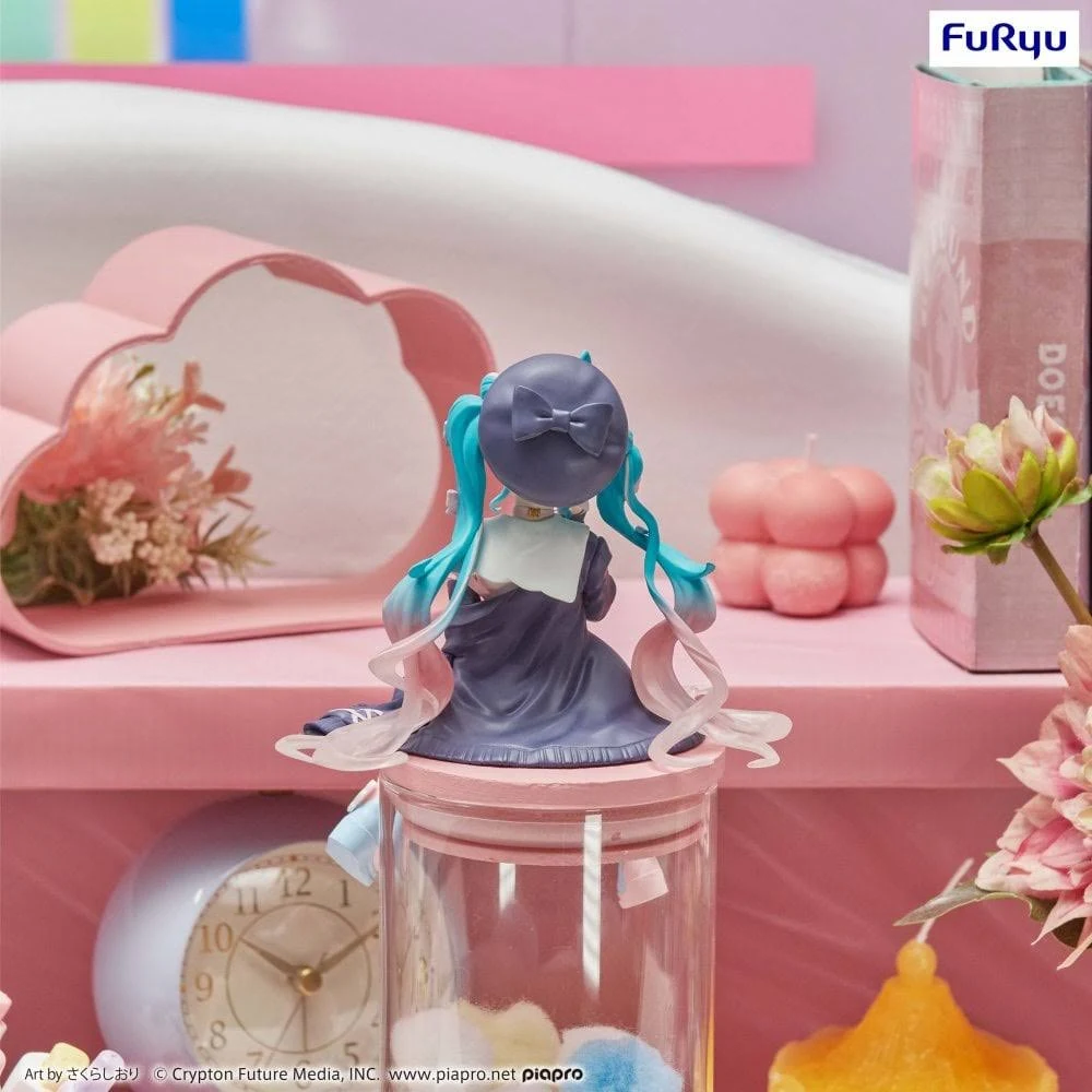 FuRyu: Vocaloid - Hatsune Miku (Love Sailor Version) Noodle Stopper