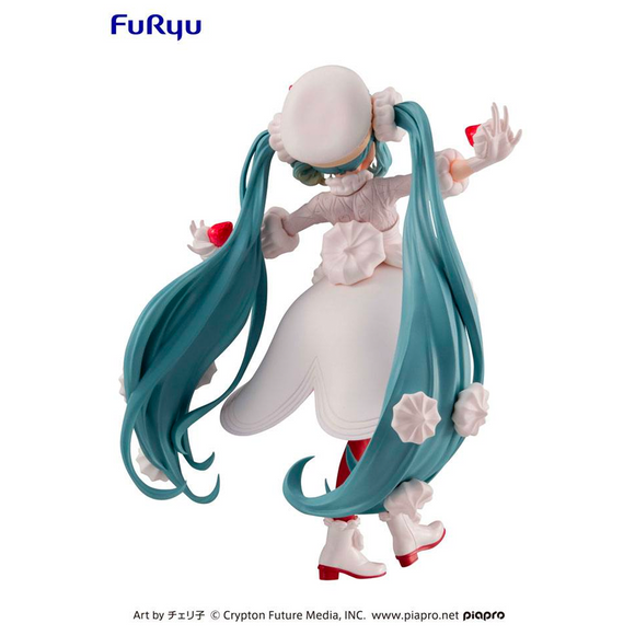 FuRyu: Vocaloid - Hatsune Miku (Strawberry Short Ver. Sweet Tea Time) Figure - Bards & Cards