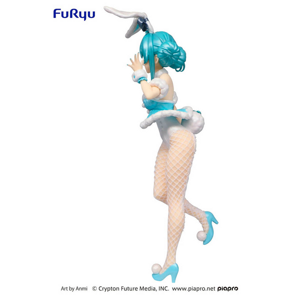 FuRyu: BiCute Bunnies - Hatsune Miku White Rabbit (Pearl Color Ver.) Figure - Bards & Cards