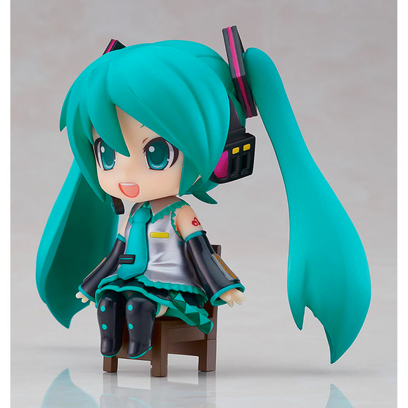 Nendoroid: Vocaloid -  Swacchao! Hatsune Miku - Bards & Cards