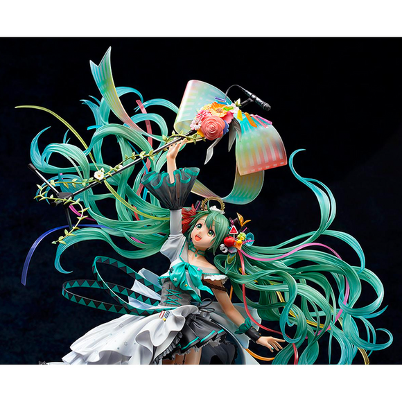 Good Smile Company: Character Vocal Series 01 - Hatsune Miku: Memorial Dress Version 1/7 Scale Figure - Bards & Cards