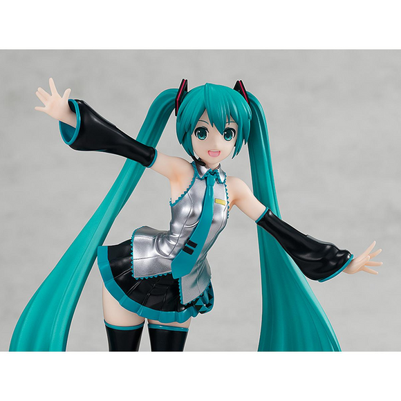 [PRE-ORDER] Good Smile Company: Vocaloid - POP UP PARADE Hatsune Miku - Bards & Cards
