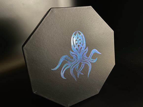 Color Shift Dice Tray Lid - Cthulhu Design - Bards & Cards