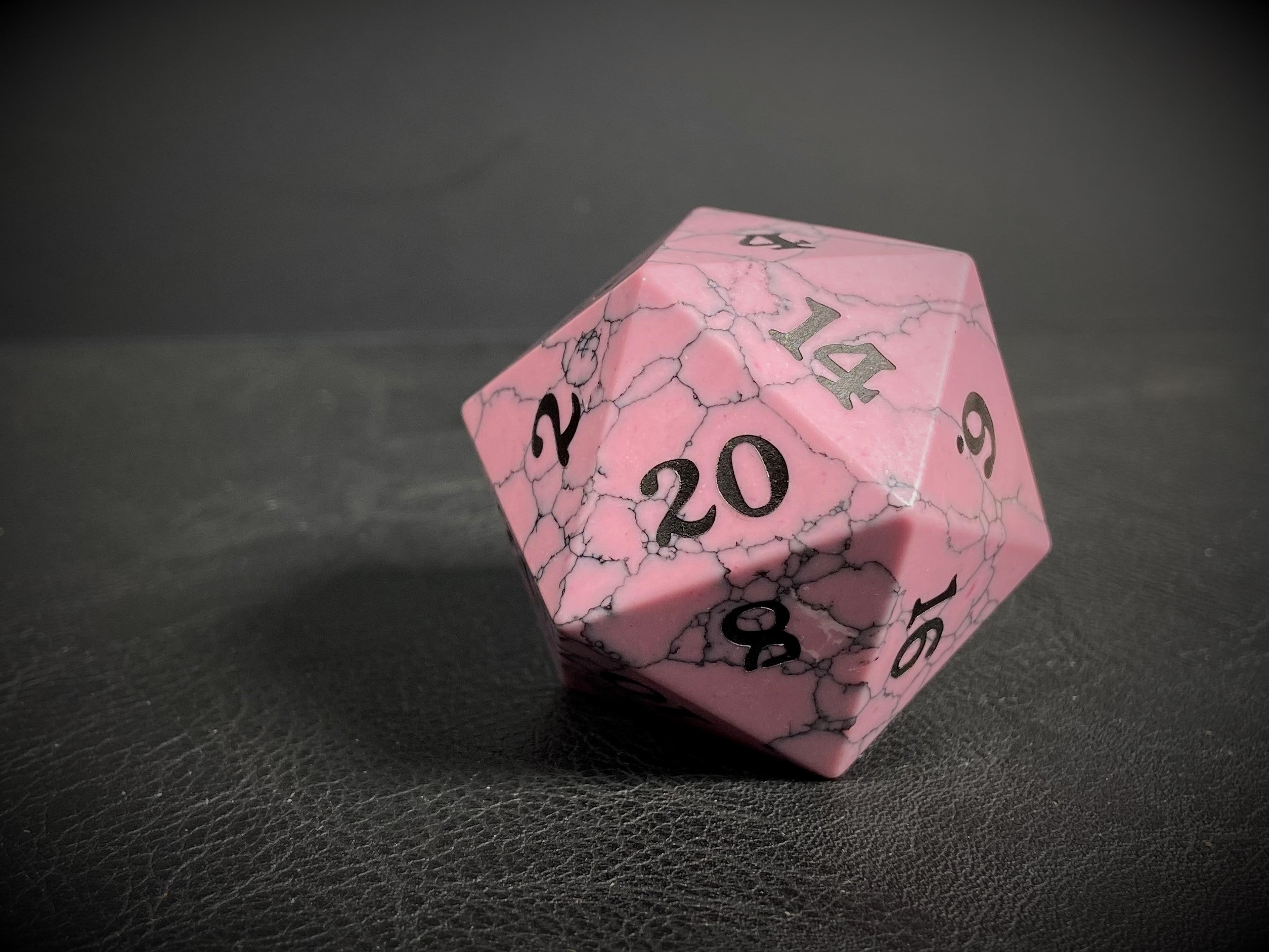 Cracked Stone D20 Dice - Pale Pink - Bards & Cards