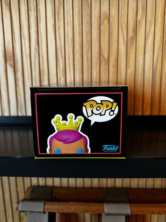 Funko Fundays Experience 2025: Pop! Originals MARVEL Freddy Funko as Iron Man (Blacklight) LE500 - Bards & Cards