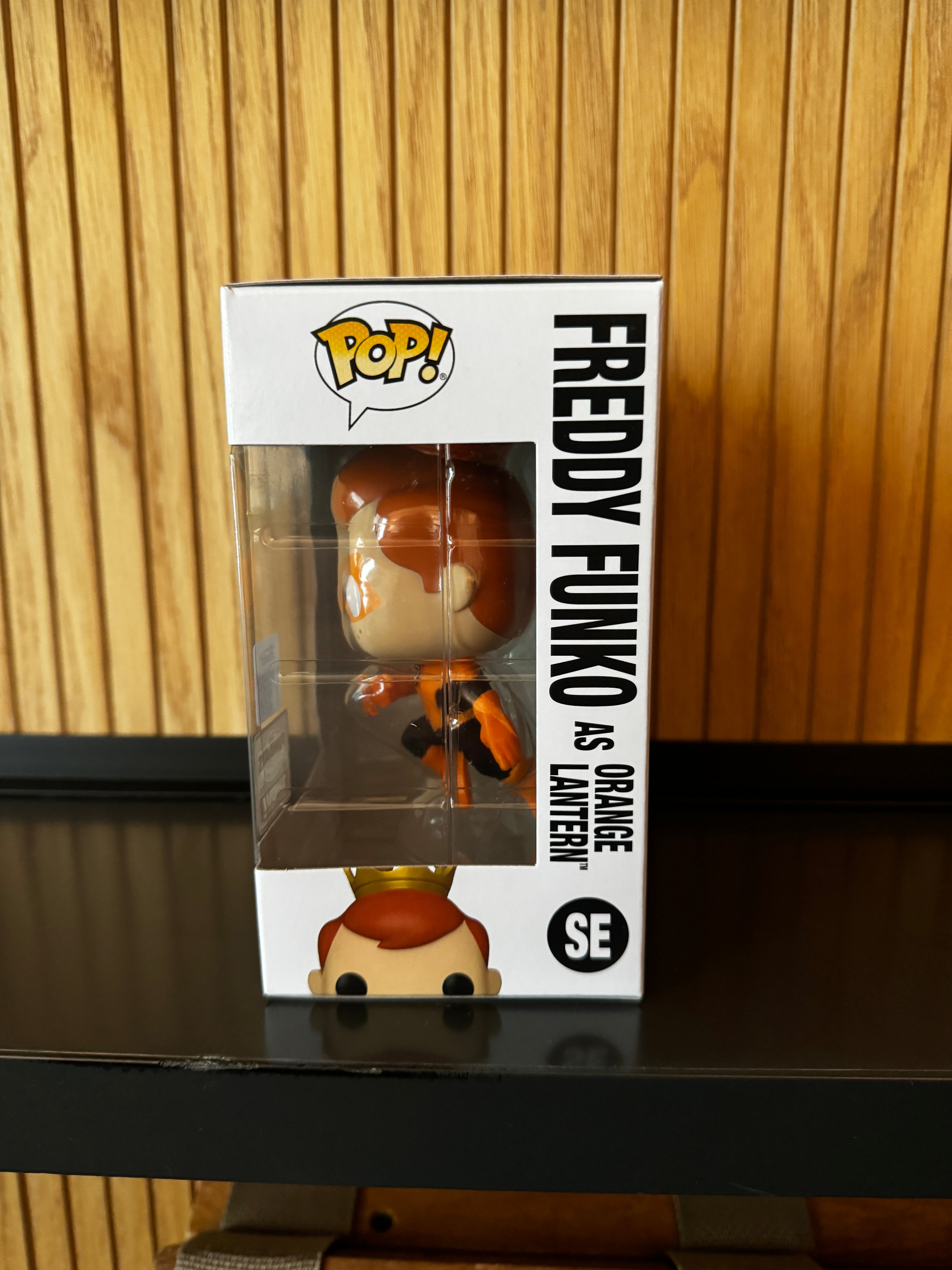 Funko Fundays Experience 2025: Pop! Originals DC Freddy Funko as Orange Lantern () LE3100 - 0