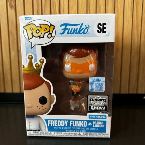 Funko Fundays Experience 2025: Pop! Originals DC Freddy Funko as Orange Lantern (Translucent) LE2000 - Bards & Cards
