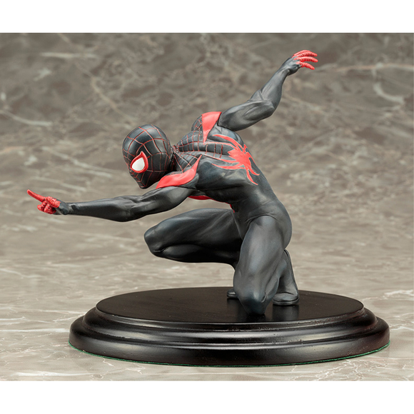 KOTOBUKIYA ARTFX: Spider-Man - Spider-Man (Miles Morales) Statue - Bards & Cards