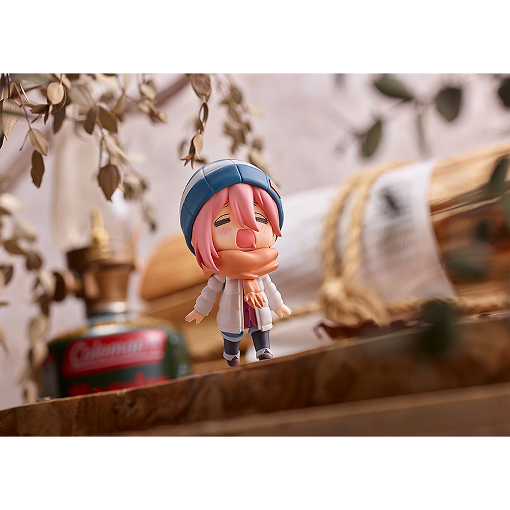 Nendoroid: Laid-Back Camp - Nadeshiko Kagamihara (Solo Camp Ver.) #1623-DX