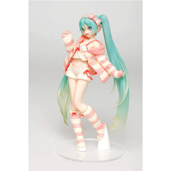 Taito: Hatsune Miku - Hatsune Miku (Room Wear Version) Figure - Bards & Cards