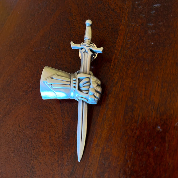 Order of the Gauntlet Pin (D&D) - Bards & Cards