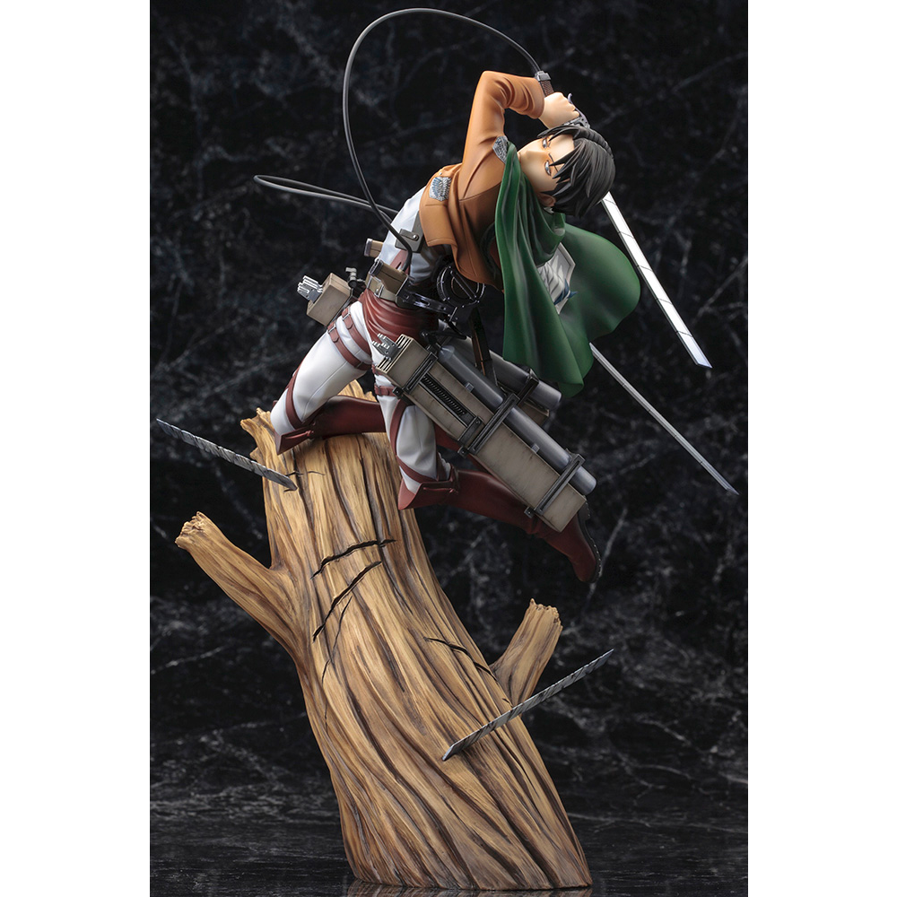 KOTOBUKIYA ARTFX J: Attack on Titan - Levi Renewal Package Ver. 1/7 Scale Figure - Bards & Cards