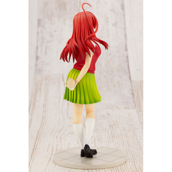 KOTOBUKIYA ARTFX J: The Quintessential Quintuplets - Itsuki Nakano 1/8 Scale Statue - Bards & Cards