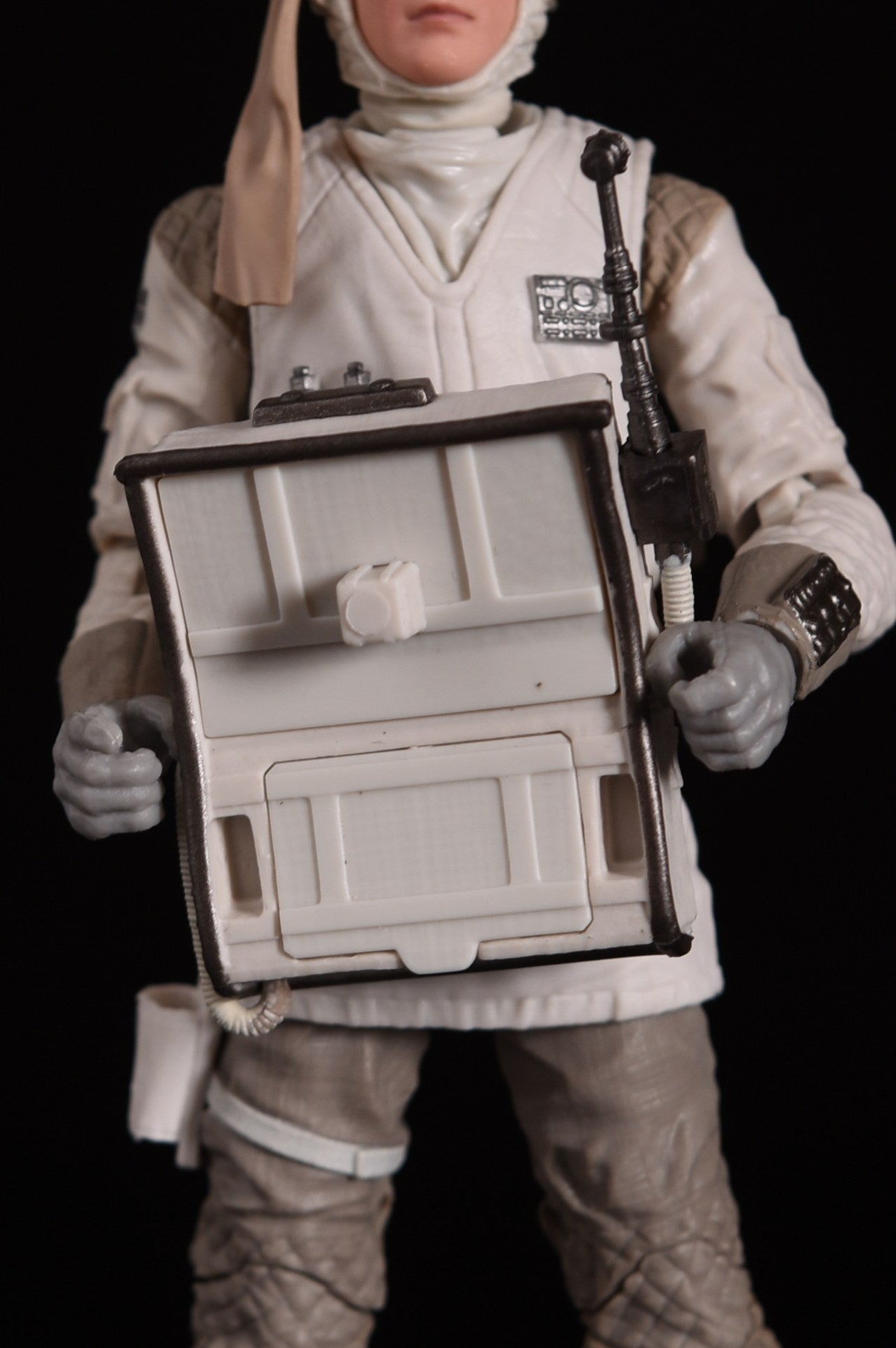 Star Wars: The Black Series - Rebel Trooper (Hoth) (The Empire Strike Back) 6-Inch Action Figure - Bards & Cards